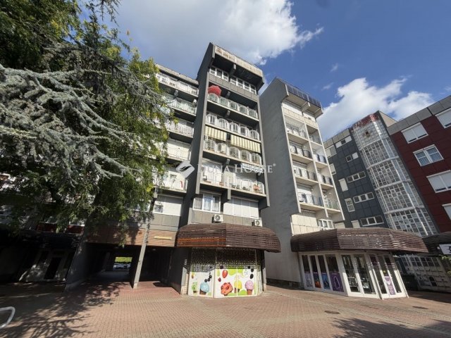 Eladó téglalakás, Zalaegerszegen 31.9 M Ft, 1 szobás
