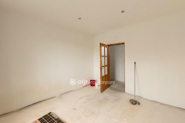 Eladó családi ház, Mezőszemerén 15.9 M Ft, 2 szobás