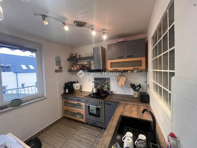 Eladó téglalakás, Szegeden 114 M Ft, 3 szobás