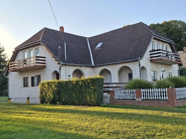 Eladó családi ház, Böhönyén 55.9 M Ft, 5 szobás