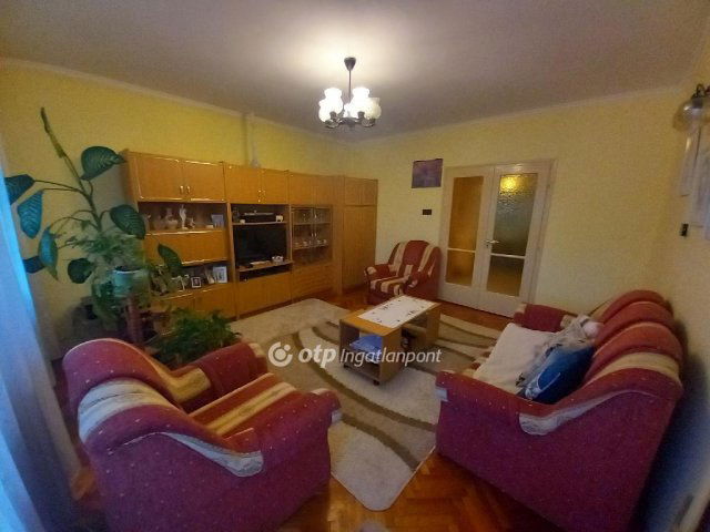 Eladó ikerház, Debrecenben 89.9 M Ft, 2+1 szobás