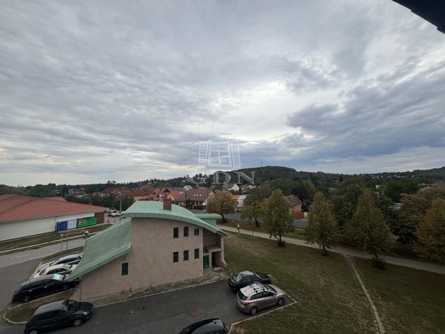 Eladó téglalakás, Szombathelyen 55 M Ft, 2+1 szobás