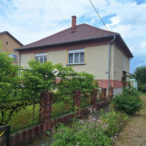 Eladó családi ház, Szentgotthárdon 54.9 M Ft, 3 szobás