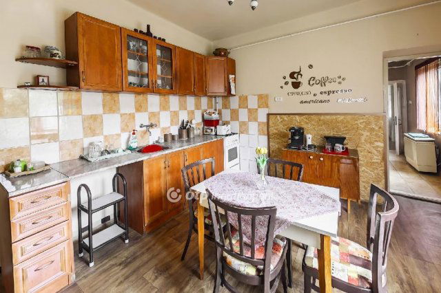 Eladó családi ház, Kompolton 19 M Ft, 3 szobás