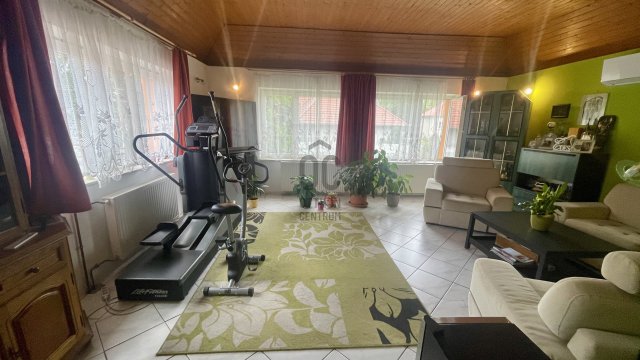 Eladó családi ház, Szombathelyen 115 M Ft, 6 szobás