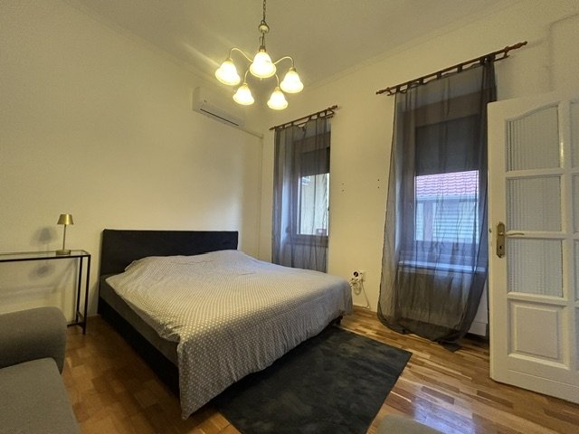 Kiadó családi ház, albérlet, Debrecenben 220 E Ft / hó