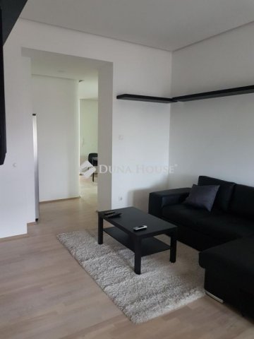 Eladó téglalakás, Budapesten, VIII. kerületben 85 M Ft, 3 szobás