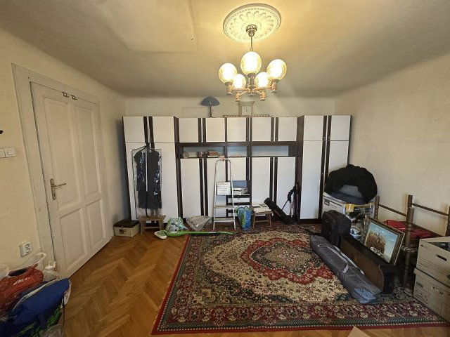 Eladó téglalakás, Budapesten, IV. kerületben, Berni utcában