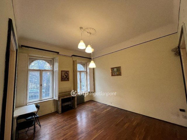 Eladó téglalakás, Budapesten, VI. kerületben 94 M Ft, 3+1 szobás