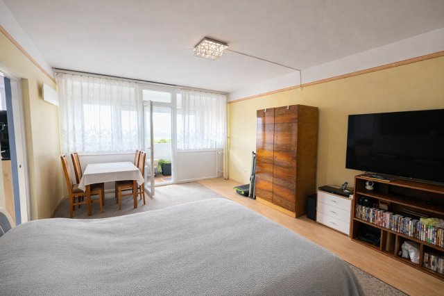 Eladó panellakás, Budapesten, XI. kerületben, Menyecske utcában