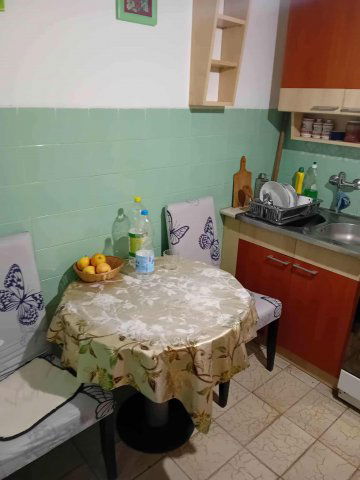 Kiadó családi ház, albérlet, Pécsett 120 E Ft / hó, 1 szobás