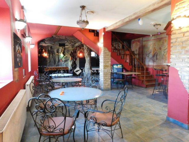 Eladó családi ház, Helvécián 139.9 M Ft, 3 szobás