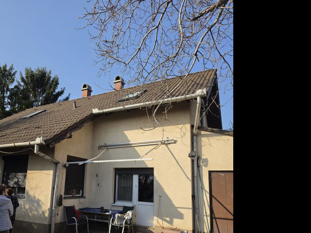 Eladó családi ház, Ercsiben 69 M Ft, 3 szobás