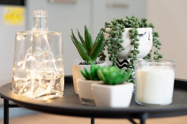 Eladó téglalakás, Budapesten, XII. kerületben 109.9 M Ft