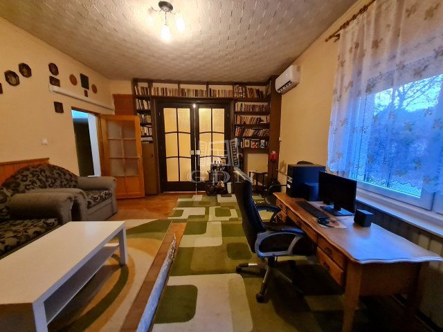 Eladó családi ház, Kistarcsán 95.99 M Ft, 4+2 szobás