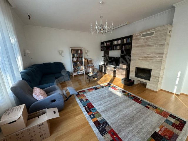 Kiadó családi ház, albérlet, XII. kerületben, Diós árkon