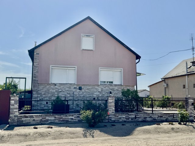 Eladó családi ház, Dabason 96 M Ft, 4 szobás