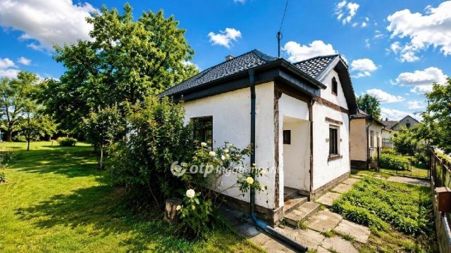 Eladó családi ház, Kabán 13.4 M Ft, 2 szobás