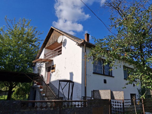 Eladó ikerház, Ózdon, Sümeg utcában 10 M Ft, 2+1 szobás