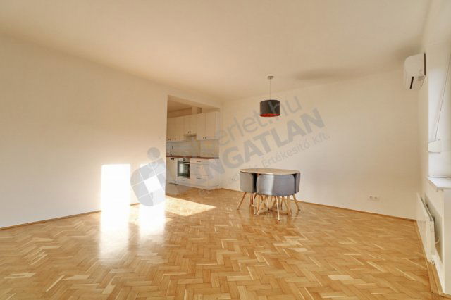 Kiadó téglalakás, albérlet, XI. kerületben, Karolina úton