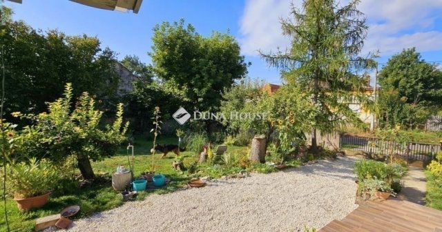 Eladó családi ház, Baksán 61.99 M Ft, 3 szobás