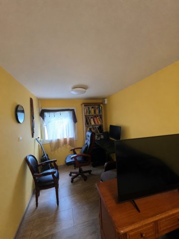Eladó nyaraló, Kulcson 32.5 M Ft, 1 szobás / költözzbe.hu