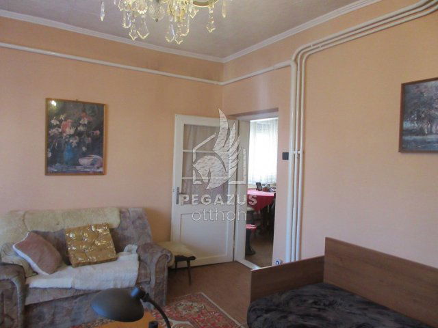 Eladó családi ház, Ózdon 23.9 M Ft, 3 szobás