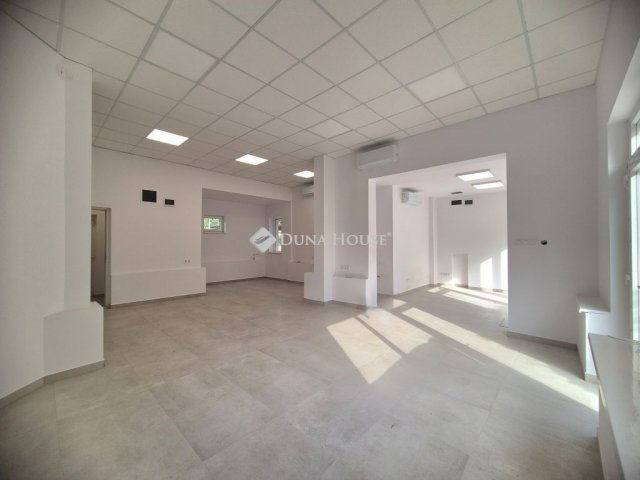 Kiadó üzlethelyiség, Budapesten, III. kerületben 650 E Ft / hó
