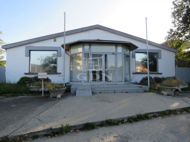 Kiadó üzlethelyiség, Székesfehérvárott 950 E Ft / hó