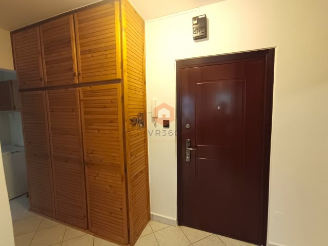 Kiadó panellakás, albérlet, Pécsett, Zója utcában, 2 szobás