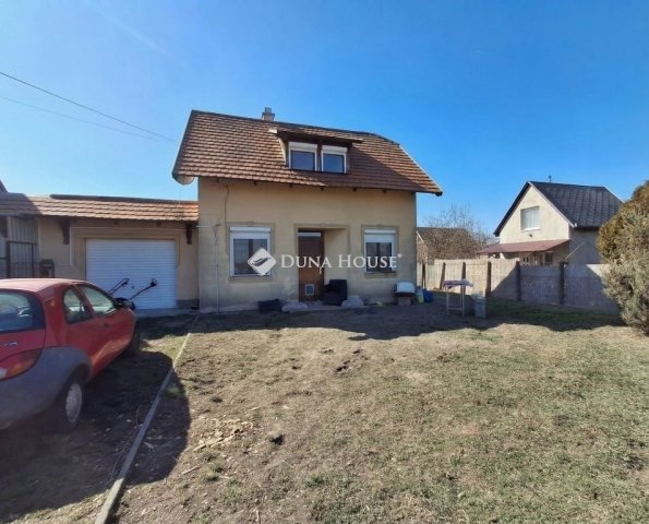 Eladó családi ház, Ráckevén 44.9 M Ft, 4 szobás