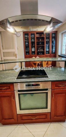 Eladó családi ház, Kecskeméten 149.9 M Ft, 6 szobás