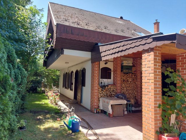 Eladó ikerház, Gárdonyban 79.9 M Ft, 3 szobás