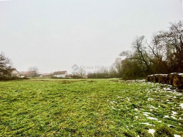 Eladó telek, Budakalászon 156.99 M Ft / költözzbe.hu