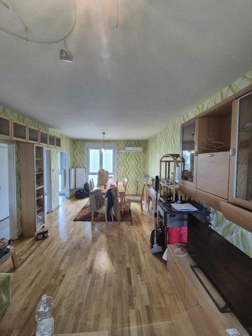 Eladó panellakás, Pécsett, Budai Nagy Antal utcában 62.9 M Ft