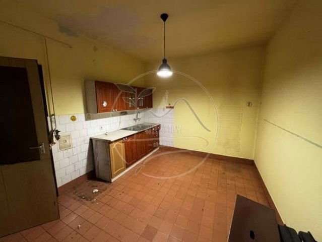 Eladó családi ház, Gyulán 49.99 M Ft, 5 szobás