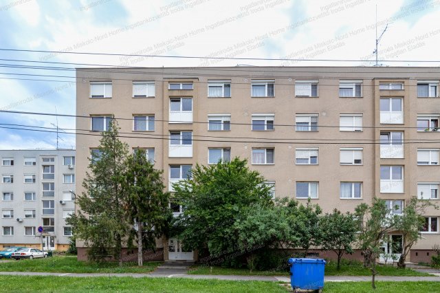 Eladó panellakás, Miskolcon 21.95 M Ft, 1+1 szobás