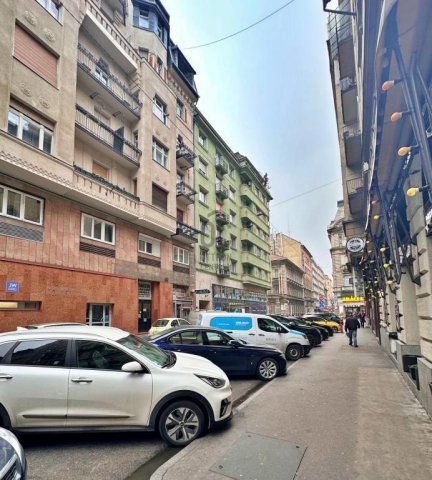 Eladó téglalakás, Budapesten, VII. kerületben 74.9 M Ft