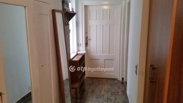 Eladó téglalakás, Budapesten, XII. kerületben 71.5 M Ft