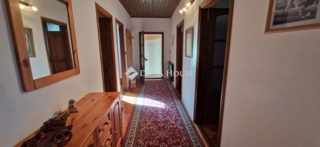 Eladó családi ház, Balatonfenyvesen, Úttörő utcában 130 M Ft