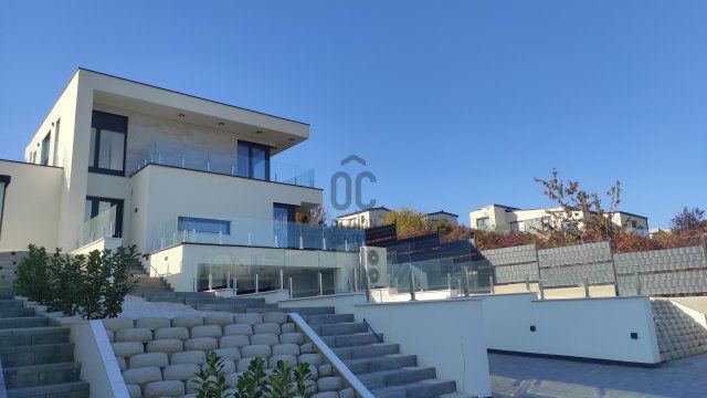 Eladó családi ház, Budapesten, III. kerületben 399 M Ft