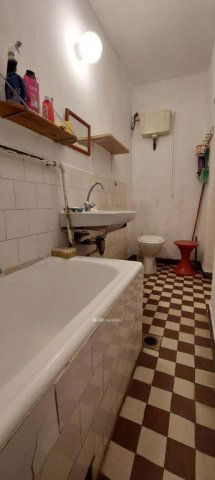 Eladó családi ház, Baracskán 98 M Ft, 6 szobás