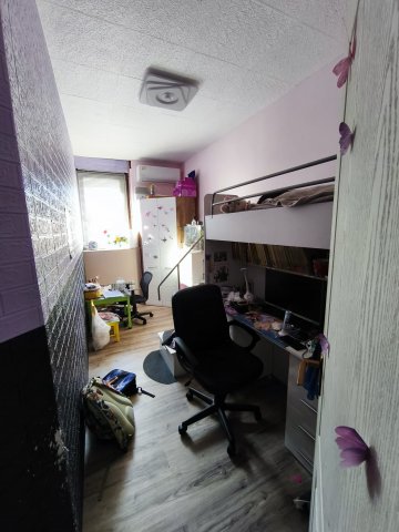 Eladó téglalakás, Budapesten, XV. kerületben, Beller Imre utcában