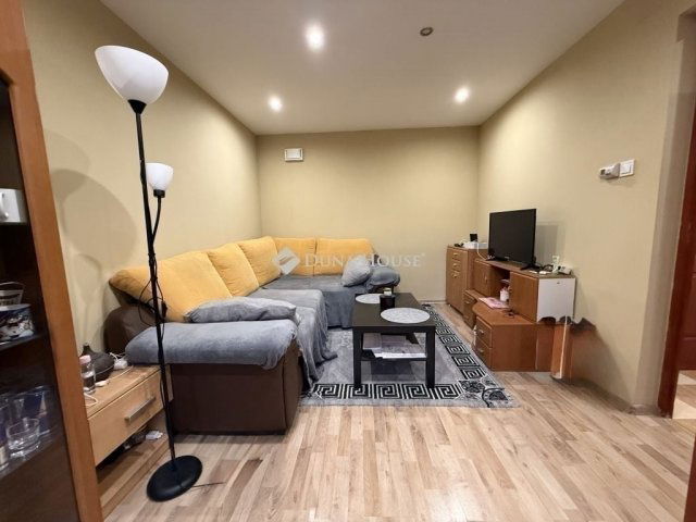 Eladó családi ház, Budapesten, XVIII. kerületben 59 M Ft