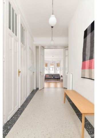 Eladó téglalakás, Budapesten, V. kerületben 140.65 M Ft