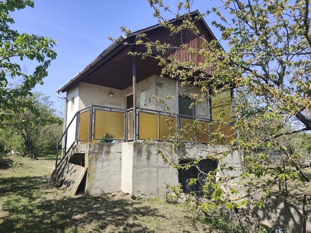 Eladó családi ház, Iszkaszentgyörgyön 19.9 M Ft, 1+1 szobás