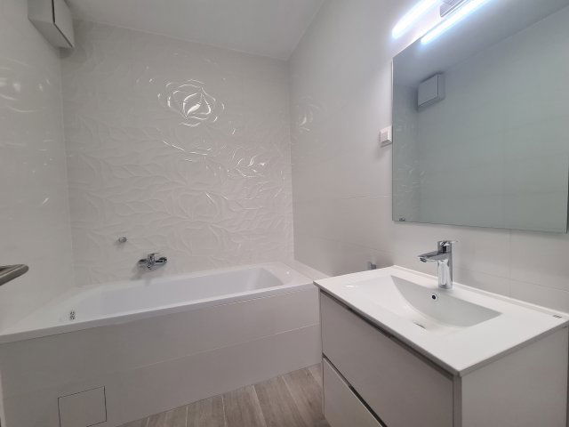 Kiadó téglalakás, albérlet, Győrött 277 E Ft / hó, 3 szobás