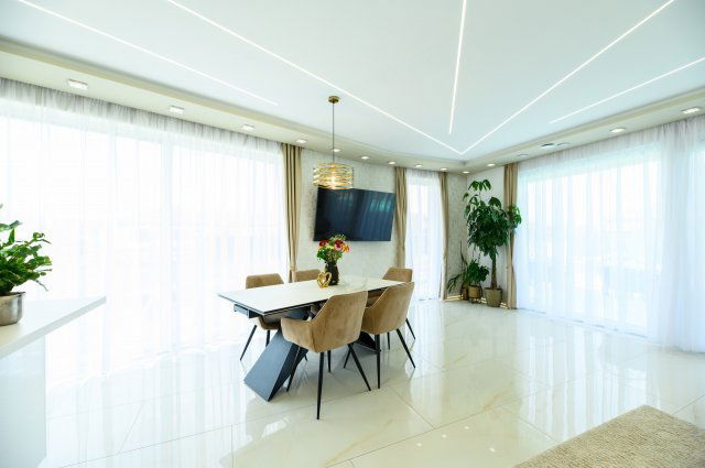 Eladó családi ház, Dunaharasztin 239 M Ft, 5 szobás