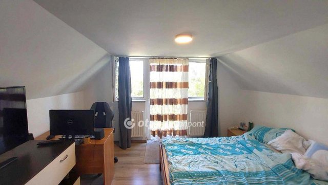 Eladó családi ház, Szentendrén 158 M Ft, 4+1 szobás