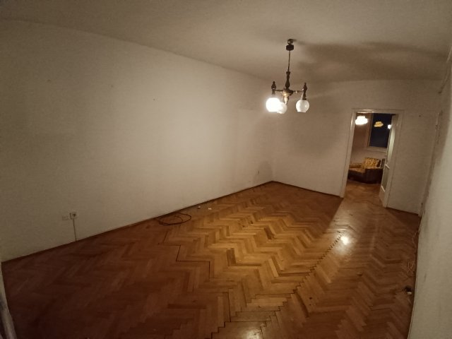 Eladó téglalakás, Hódmezővásárhelyen 34 M Ft, 2 szobás